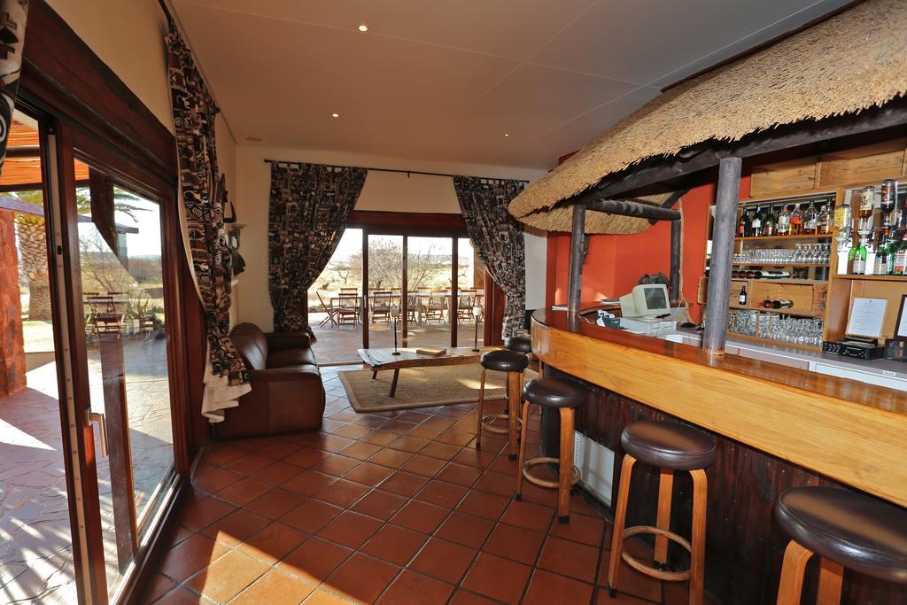 Auas Safari Lodge 温特和克 外观 照片